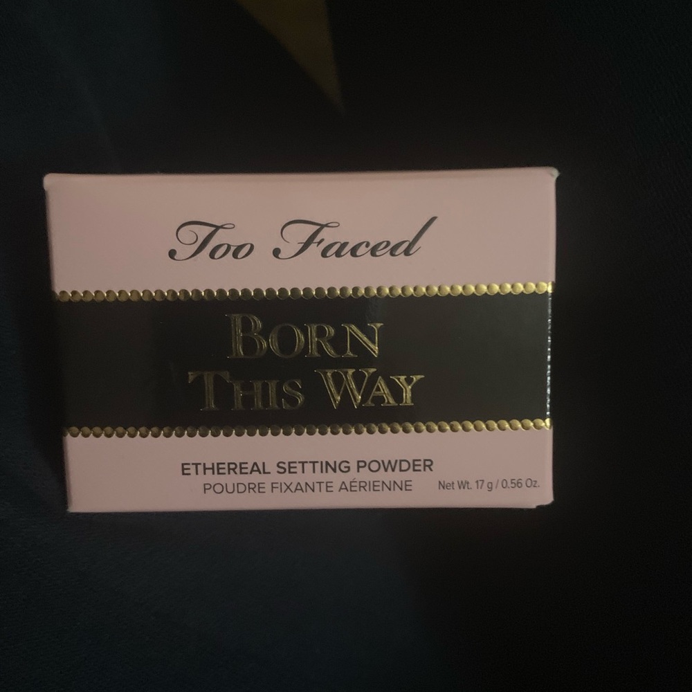 Too faced setting powder